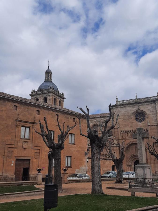 Plaza San Salvador Ciudad Rodrigo Exterior foto